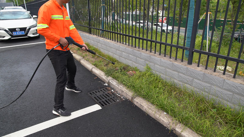 如何安全使用高壓清洗機